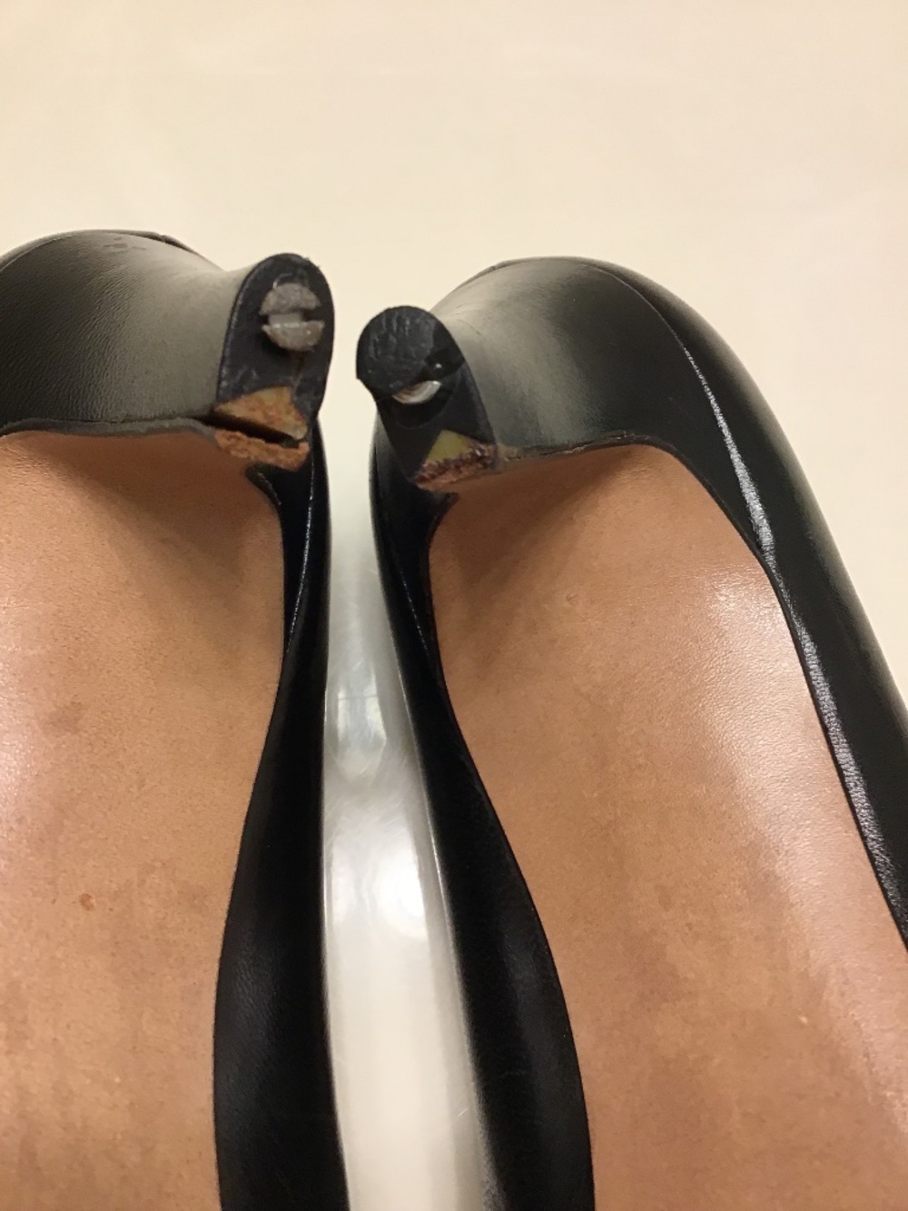VIA SPIGA PUMPS - Picture 10 of 11